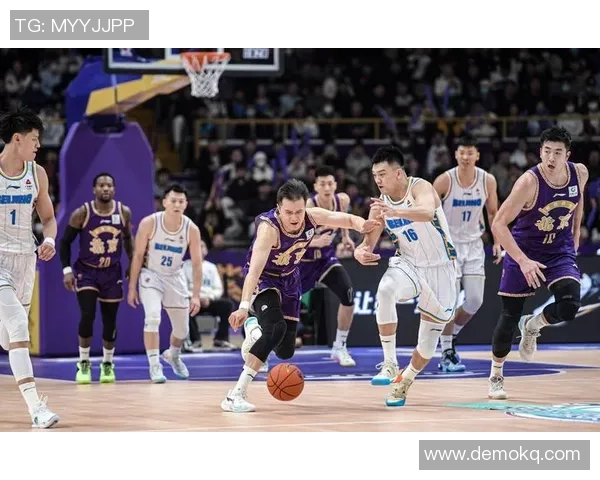 CBA辽宁队对阵山西队最新赛况分析与精彩瞬间回顾