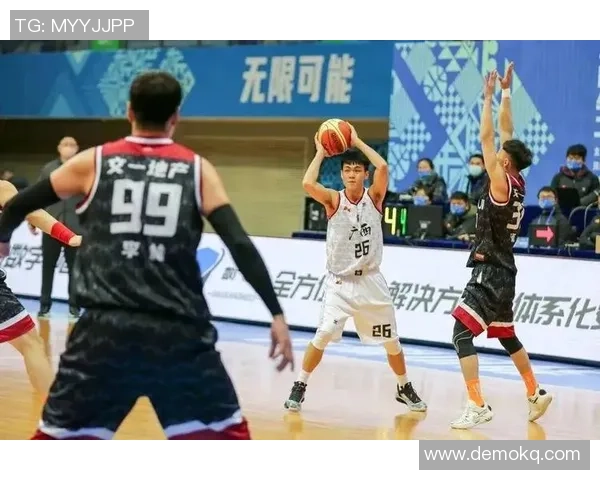 王泉泽：从青涩新秀到篮球场上的闪耀明星之路