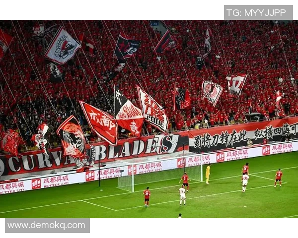 瓦斯比联与埃尔夫斯的激烈对决展现足球魅力与团队精神